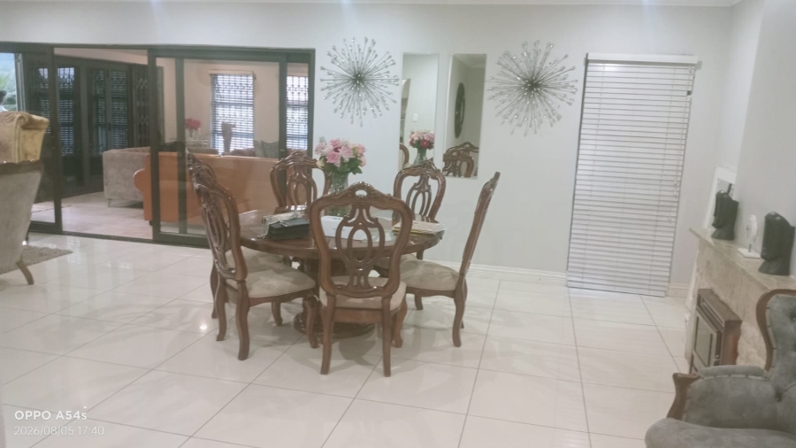 To Let 4 Bedroom Property for Rent in Fleurdal Free State